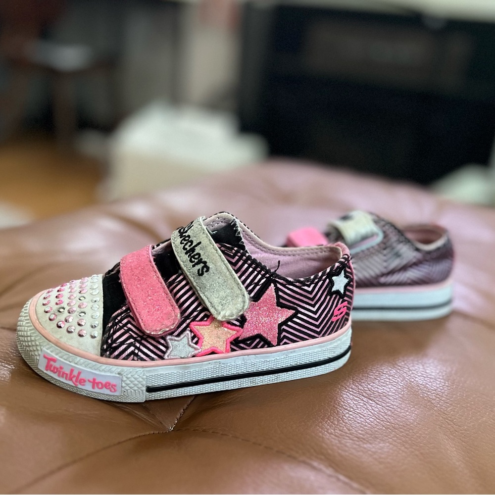 Sketchers Twinkle Toes Light Up Shoes Toddler Size 8